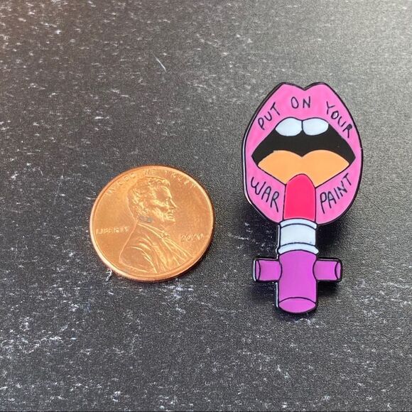 Lipstick War Paint Enamel Pin/ Brooch Lapel - Picture 3 of 6